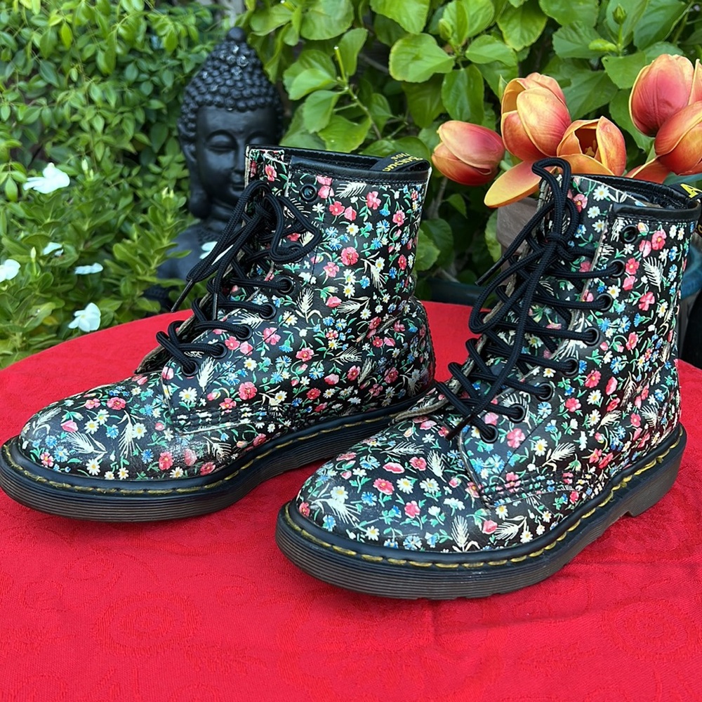 🏴󠁧󠁢󠁥󠁮󠁧󠁿 Dr. Martens Vintage MIE Y2K Floral 🌺 Combat Boots UK 6 - Picture 7 of 17